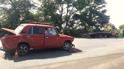 На виїзді з Кропивницького в напрямку Умані зіштовхнулись чотири машини. Є травмований На виїзді з Кропивницького в напрямку Умані зіштовхнулись чотири машини. Є травмований