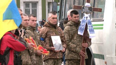 У Рівному попрощалися із захисником Сергієм Рижуком, який загинув, захищаючи Запоріжжя У Рівному попрощалися із захисником Сергієм Рижуком, який загинув, захищаючи Запоріжжя