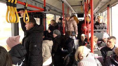 В приміських маршрутках Житомира не працюють валідатори, про причини розповіли в міській раді В приміських маршрутках Житомира не працюють валідатори, про причини розповіли в міській раді