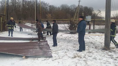 На Житомирщині ліквідовують наслідки негоди На Житомирщині ліквідовують наслідки негоди