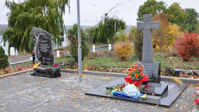 Під Слов’янськом вшанували пам’ять загиблих бійців