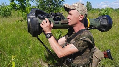 Боєць з Волині отримав нагороду Головнокомандувача ЗСУ Боєць з Волині отримав нагороду Головнокомандувача ЗСУ