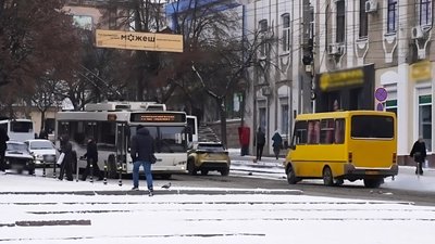 У Кропивницькому 2 січня громадський транспорт курсуватиме за розкладом вихідного дня