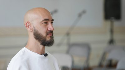 

Руслан Гресь