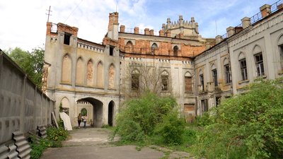 На Житомирщині намагаються повернути замок Грохольських-Терещенків у власність громади На Житомирщині намагаються повернути замок Грохольських-Терещенків у власність громади