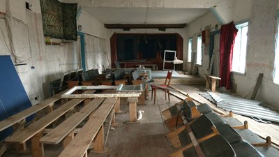 У селі на Чернігівщині волонтери з "Добробату" відновлюють клуб та 18 будинків, які були пошкоджені під час бойових дій У селі на Чернігівщині волонтери з "Добробату" відновлюють клуб та 18 будинків, які були пошкоджені під час бойових дій