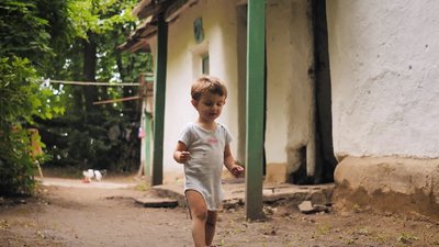 На хуторі відпочивають і онуки Івана Климишина