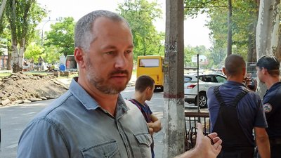 У Миколаєві рятувальники обстежують колектор У Миколаєві рятувальники обстежують колектор