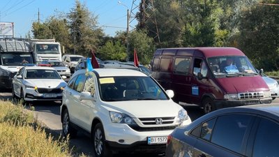 В заході взяли участь, зокрема, ветерани війни та військовослужбовці бригад ЗСУ