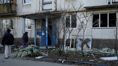 «Люди навіть не знали, що відбулися вибори»: як на окупованій Луганщині голосували до Держдуми РФ та з чим залишилися «Люди навіть не знали, що відбулися вибори»: як на окупованій Луганщині голосували до Держдуми РФ та з чим залишилися