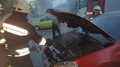 У Херсоні горів легковий автомобіль