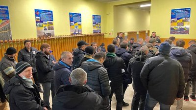 Майже 6 тисяч переселенців звернулися до територіальних центрів Закарпаття