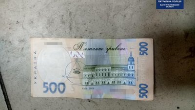 Затримали як порушника громадського спокою, а відповідатиме ще й за хабар