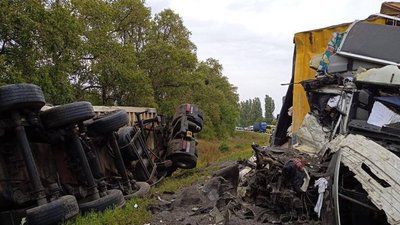 Деталі ранкової ДТП на Черкащині: двоє водіїв померли в лікарні