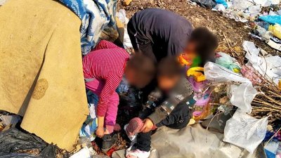 На сміттєзвалищі в Херсонській області проживала родина з дітьми На сміттєзвалищі в Херсонській області проживала родина з дітьми