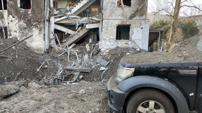 Херсон, авіаудар, зруйнований будинок