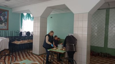 У сумському училищі готують страви для захисників міста
