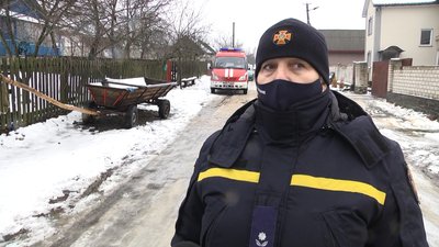На Житомирщині рятувальники перевіряли стан пічного опалення в будинках – виявили 13 порушень На Житомирщині рятувальники перевіряли стан пічного опалення в будинках – виявили 13 порушень
