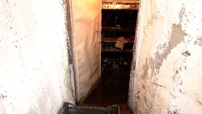 Затопило всі дороги: як жителі прикордонного села, що на Чернігівщині, на човнах добираються на роботу Затопило всі дороги: як жителі прикордонного села, що на Чернігівщині, на човнах добираються на роботу