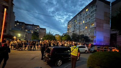 У Тернополі група людей напала на автомобіль ТЦК