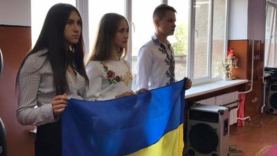 «Діти - дітям». До такої благодійної акції долучилося понад 900 школярів 25 вінницької школи