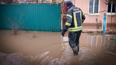 У Харківській області рятувальники усувають наслідки підтоплень