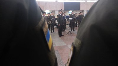 В Івано-Франківську вшанували пам'ять героїв, полеглих у боях за Донецьке летовище В Івано-Франківську вшанували пам'ять героїв, полеглих у боях за Донецьке летовище