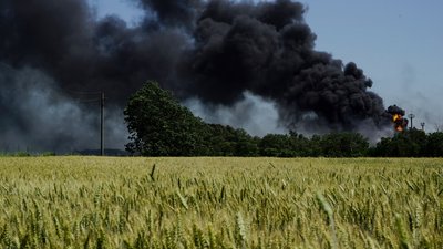 Гасили майже тиждень: пожежу на газопереробному підприємстві Харківщини приборкали