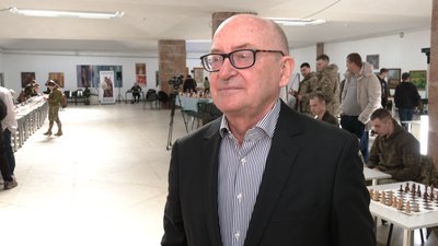"Весняний контрнаступ": у Львові відбувся одночасної гри в шахи на підтримку ЗСУ "Весняний контрнаступ": у Львові відбувся одночасної гри в шахи на підтримку ЗСУ