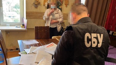 Виведення коштів "у тінь": СБУ викрила схему власника торгівельної мережі Виведення коштів "у тінь": СБУ викрила схему власника торгівельної мережі