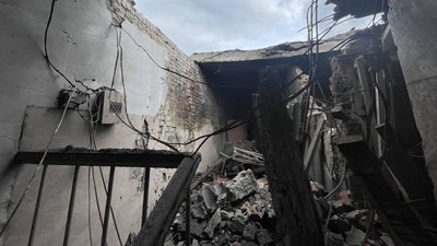 Наслідки влучання на підприємстві в Охтиці 9 квітня 2026 року