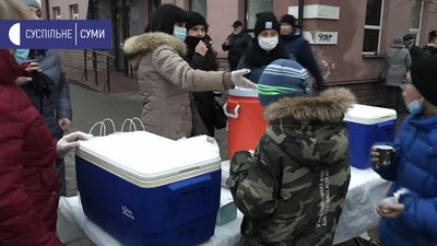 У Сумах почали відзначати єврейську Хануку (ФОТО) У Сумах почали відзначати єврейську Хануку (ФОТО)