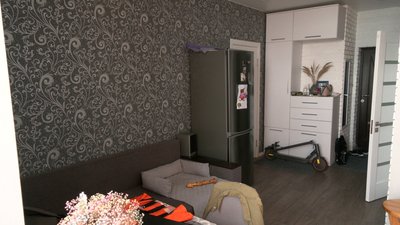 Пошкоджений внаслідок авіаудару будинок на вулиці Чорновола у Чернігові планують відремонтувати Пошкоджений внаслідок авіаудару будинок на вулиці Чорновола у Чернігові планують відремонтувати