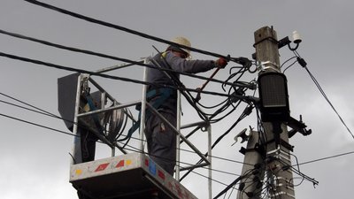 У трьох громадах Закарпаття повністю відновили електропостачання після атаки РФ