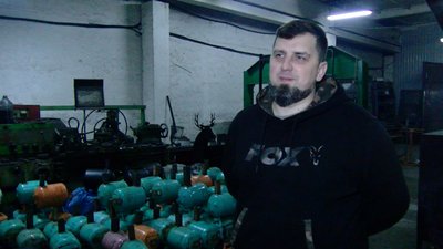 Півтори сотні буржуйок відправили військовим та ще 700 зробили: як підприємство на Волині допомагає військовим Півтори сотні буржуйок відправили військовим та ще 700 зробили: як підприємство на Волині допомагає військовим