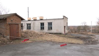 Учнів волинської школи, у якій вітер повалив димар, перевели на дистанційне