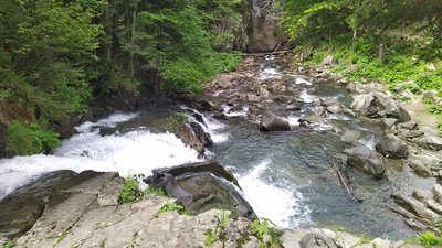"Не можна повністю обгородити водоспад" — директор парку "Сколівські бескиди" "Не можна повністю обгородити водоспад" — директор парку "Сколівські бескиди"