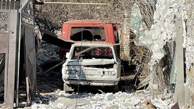Російські снаряди пошкодили електромережу у Херсоні Російські снаряди пошкодили електромережу у Херсоні