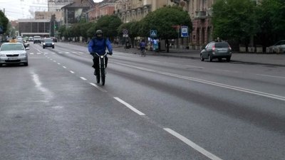 «П’ять копійок на кілометр!», - лучанин про змайстрований електробайк «П’ять копійок на кілометр!», - лучанин про змайстрований електробайк