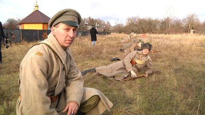 У селі Базар на Житомирщині відтворили події бою між армією УНР та більшовиками У селі Базар на Житомирщині відтворили події бою між армією УНР та більшовиками