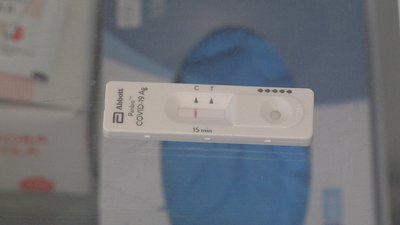 Результат тесту — за 15 хвилин: на КПВВ Новотроїцьке безкоштовно тестують на COVID-19 Результат тесту — за 15 хвилин: на КПВВ Новотроїцьке безкоштовно тестують на COVID-19