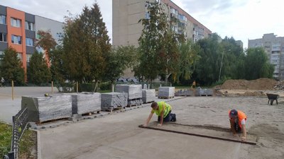 Капітальний ремонт скверу у Луцьку: на якому етапі роботи