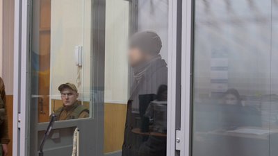 Суд над підозрюваним у вбивстві школярів вчителем