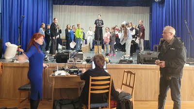 Волонтерський мистецький десант "Відсіч" у Житомирі: діти війни читатимуть вірші про війну