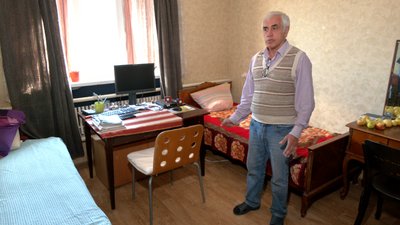 Мініферма в середмісті: у Черкасах переселенці вирощують свійських тварин Мініферма в середмісті: у Черкасах переселенці вирощують свійських тварин
