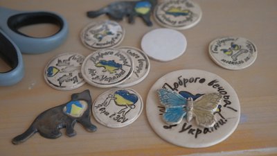 "Я молюся за тебе. Повертайся живим": вінничанка створює ікони для українських військових "Я молюся за тебе. Повертайся живим": вінничанка створює ікони для українських військових