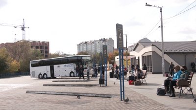 Карантинні обмеження у транспорті. Що про це думають жителі Івано-Франківщини