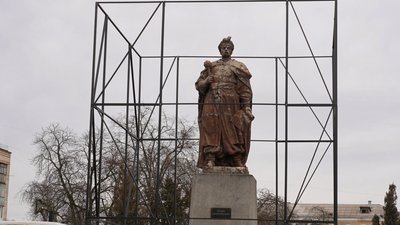 Пам'ятник Богданові Хмельницькому постраждав від вибухів