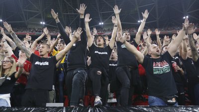 ФІФА оштрафувала Угорщину за расизм з боку вболівальників на матчі проти Англії
