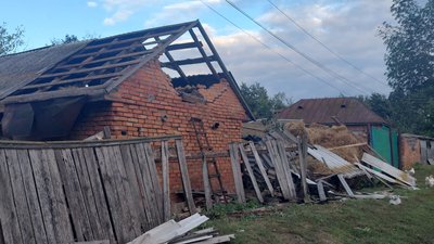 Хмелівська громада на Сумщині через негоду залишається без світла, пошкоджені 25 будинків